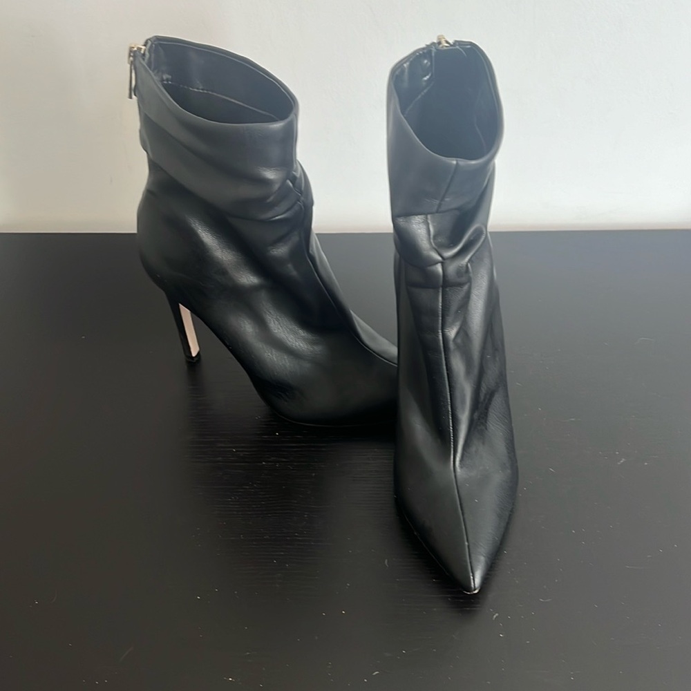 Jessica Simpson Faux Leather Slouch Boot w/ Heel, size 7
